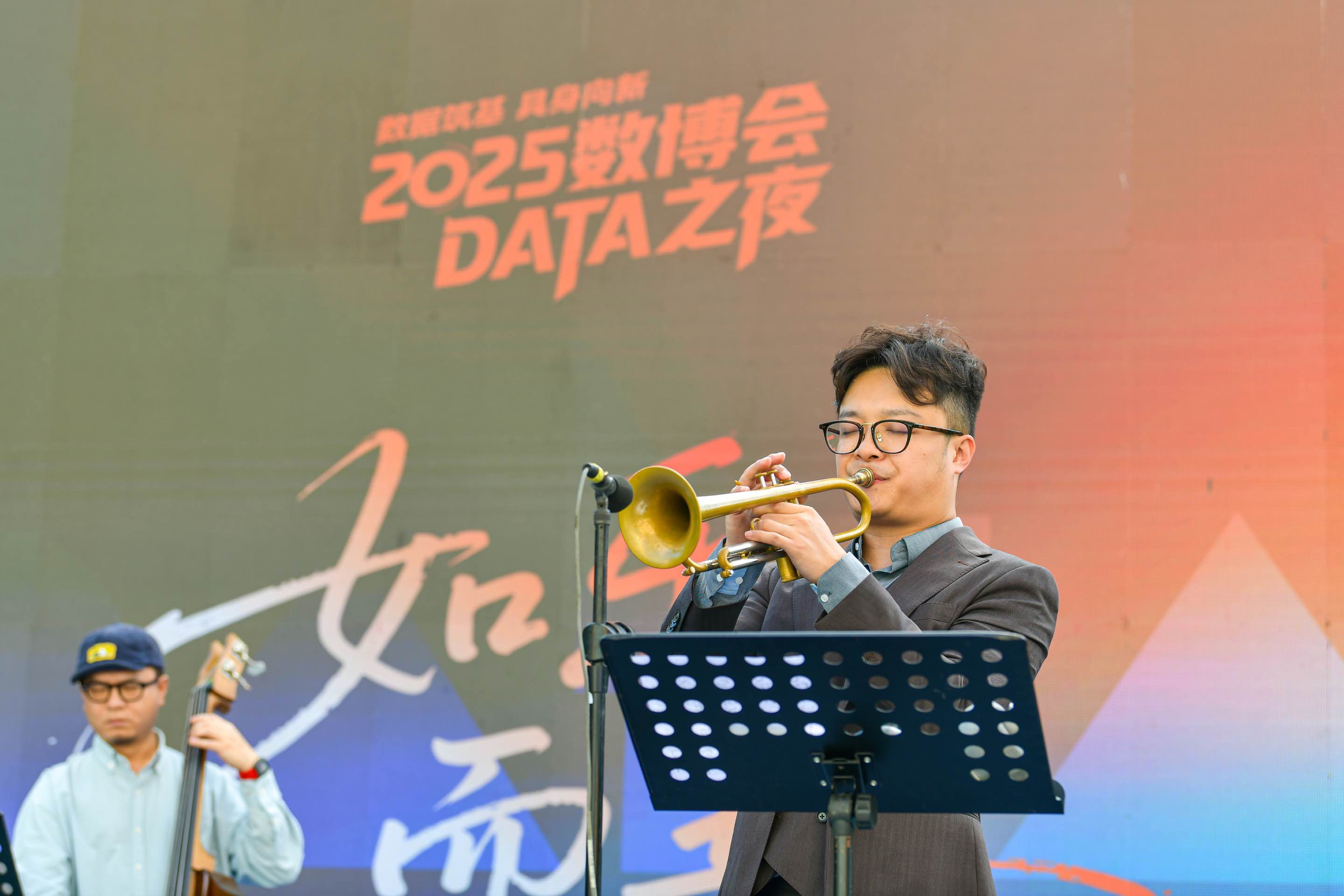 乐队演奏JAZZ、BOSSA 