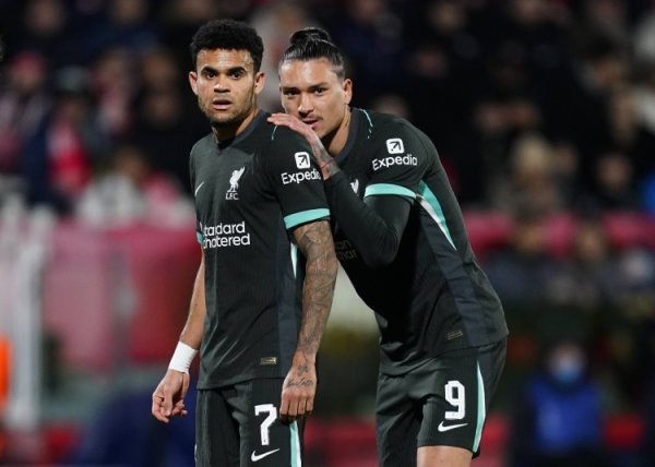 全国最大的配资公司 鲁尼：利物浦不该卖迪亚斯和努涅斯，他们的拼抢很像杰拉德库伊特